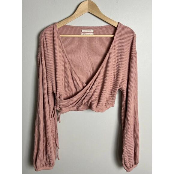 Urban Outfitters Pink Wrap Crop Top Long Sleeve Ribbed Knit Size Large Women’s - Picture 1 of 5
